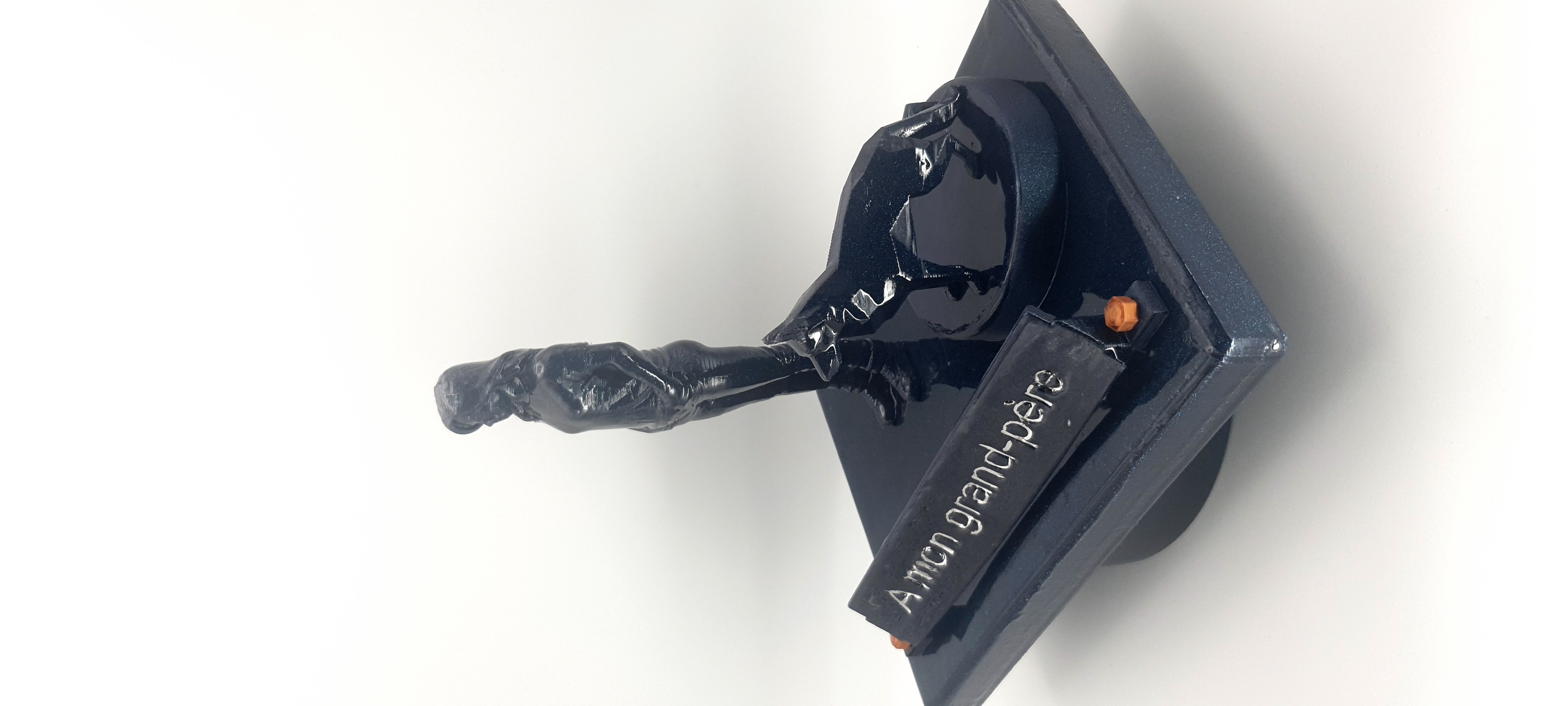 Figurine chat style ANIMA